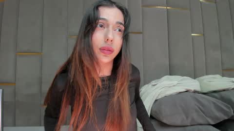 Snapshot of evalims chatting on December 22, 3:42 pm EVA online show from December 22, 3:42 pm