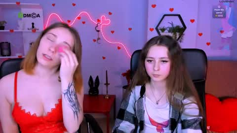 evalora online show from April 13, 7:08 pm