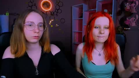 evalora online show from April 18, 7:58 pm