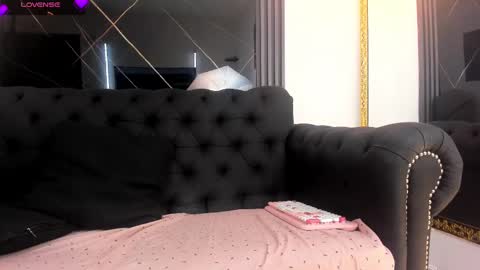 Eva online show from October 23, 1:21 pm