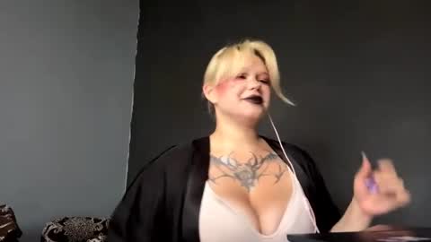 Eva online show from July 29, 10:57 am
