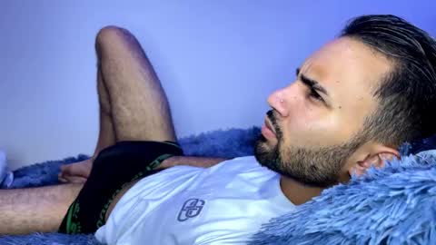 evan57036 online show from December 4, 5:16 am