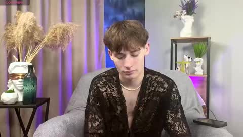 Evan online show from February 16, 9:00 pm