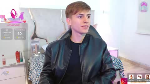 evan_tay online show from April 1, 3:07 am