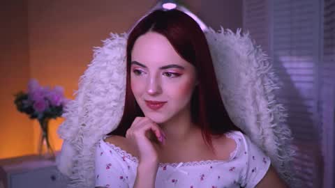 Eva  online show from September 30, 12:10 pm