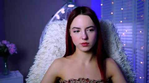 Eva  online show from October 25, 1:40 pm