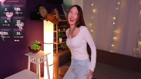 Snapshot of evangelinakovacevic chatting on May 15, 4:14 pm Hello im Lia online show from May 15, 4:14 pm