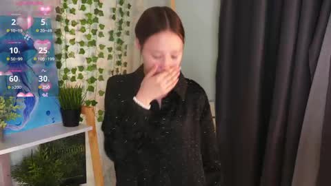 Snapshot of evangelinakovacevic chatting on May 31, 4:03 pm Hello im Lia online show from May 31, 4:03 pm