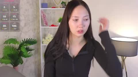 Hello im Lia online show from July 17, 4:12 pm