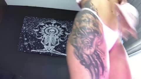  Eva online show from November 10, 6:40 pm