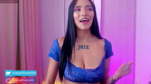 Snapshot of evangellinebellee chatting on December 2, 9:32 pm Evangelline online show from December 2, 9:32 pm