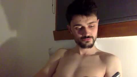 Snapshot of evanmacd0987 chatting on February 17, 10:05 pm evanmacd0987 online show from February 17, 10:05 pm