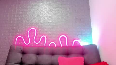 Evan and Susan online show from September 17, 5:25 pm