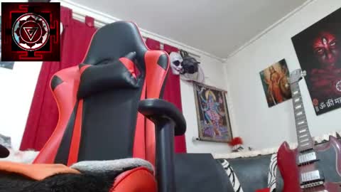 evans_xy online show from May 16, 2:30 am