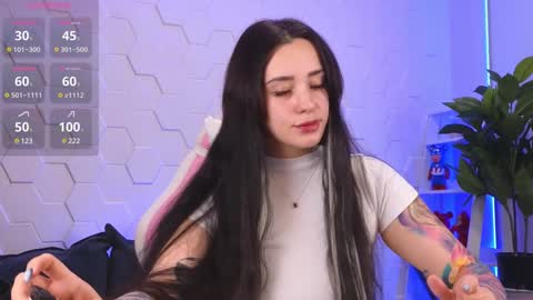 Eva online show from December 2, 11:23 am