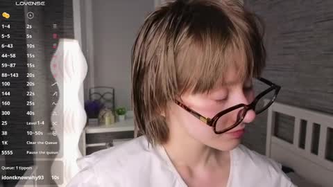 Eva online show from April 10, 7:18 pm