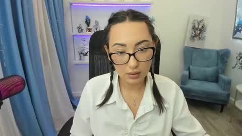 evasarazardje online show from January 10, 11:34 am