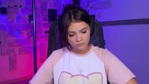 Eva  next stream -  - 1600 UTC2000  online show from November 21, 8:24 am