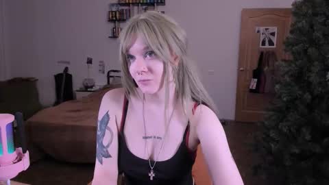 Snapshot of evathority chatting on February 20, 3:56 pm online show from February 20, 3:56 pm