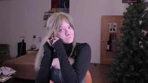 Snapshot of evathority chatting on February 23, 3:42 pm online show from February 23, 3:42 pm