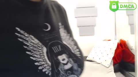 Eva Twiss online show from October 26, 1:06 pm