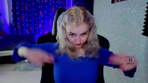 evavibe online show from March 7, 5:48 am