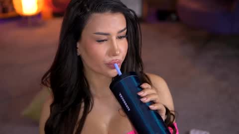 Eva online show from February 10, 4:36 pm