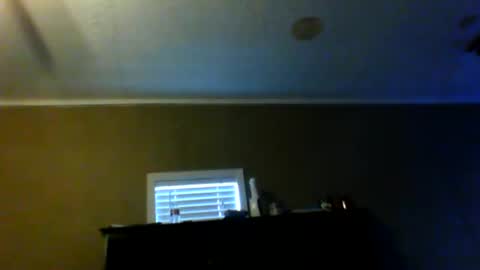 eve1luvsray online show from May 12, 12:19 am