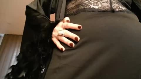 Eve  online show from December 5, 7:17 am