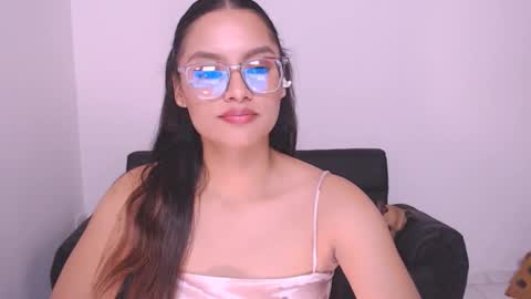 Eve Rox18 online show from January 8, 9:00 am