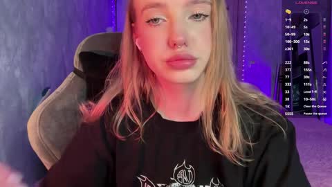 evedarkside online show from April 4, 5:27 am