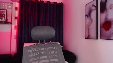 Evee online show from December 20, 11:23 pm