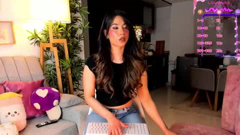 Snapshot of eveekendal_ chatting on September 28, 10:37 pm  Eve  online show from September 28, 10:37 pm