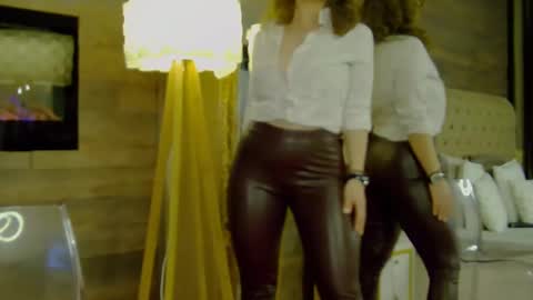 EveHamilton online show from January 2, 10:55 pm