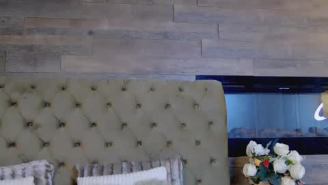 EveHamilton online show from February 26, 10:53 pm