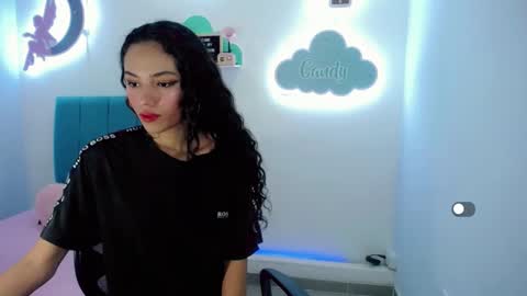 Snapshot of evelin_shy chatting on December 29, 6:56 am Evelin online show from December 29, 6:56 am