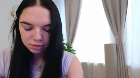 Snapshot of evelin_wow chatting on February 24, 9:29 am evelin_wow online show from February 24, 9:29 am