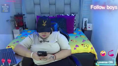 evelin zaens online show from November 2, 1:13 pm