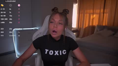 Evelina online show from October 7, 10:34 am