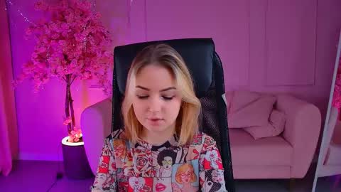 Evelina online show from June 1, 9:00 am