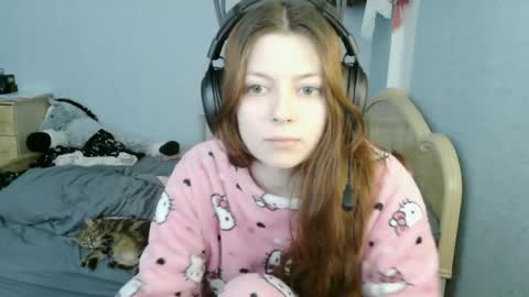 Alice 3 online show from June 6, 10:42 am