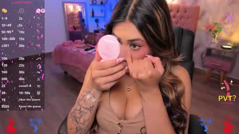 Eveline  online show from December 1, 6:57 pm