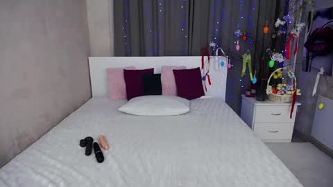 Evelin online show from April 16, 5:30 am