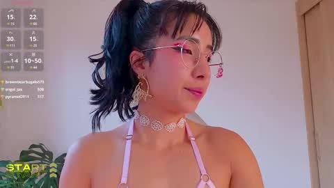 Snapshot of evelyn_chelle chatting on February 14, 9:43 pm Im Eve or Chelle Next Stream 191224 online show from February 14, 9:43 pm