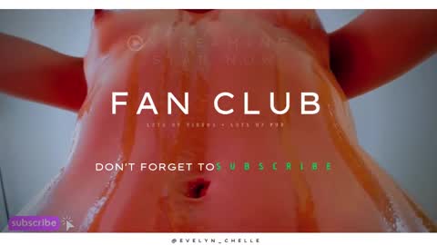 Snapshot of evelyn_chelle chatting on March 8, 10:45 pm Im Eve or Chelle Next Stream 191224 online show from March 8, 10:45 pm