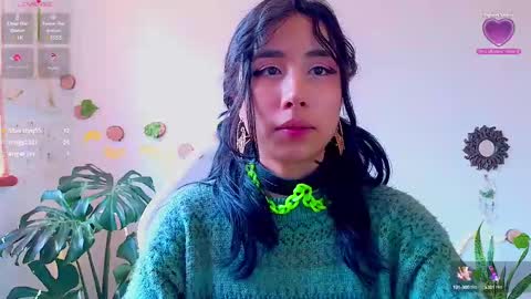 Snapshot of evelyn_chelle chatting on March 10, 7:18 pm Im Eve or Chelle Next Stream 191224 online show from March 10, 7:18 pm