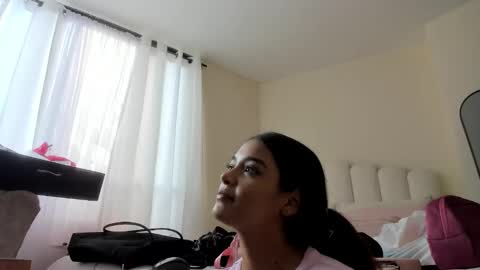 Snapshot of evelyn_coelloo chatting on February 4, 7:53 pm Eve online show from February 4, 7:53 pm