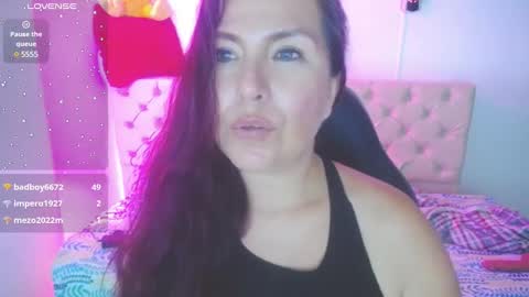 Snapshot of evelyn_mature19 chatting on January 26, 1:31 am Juliana online show from January 26, 1:31 am