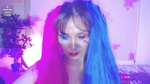Snapshot of evelyn_mature19 chatting on October 5, 6:50 pm Juliana online show from October 5, 6:50 pm