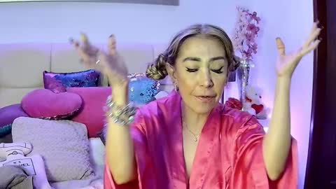 EvelynaGrey online show from November 23, 10:37 am